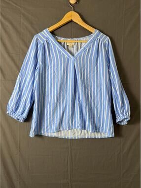 St Johns Bay Women Medium Blue White Striped V Neck 3/4 Sleeve Rayon Blouse